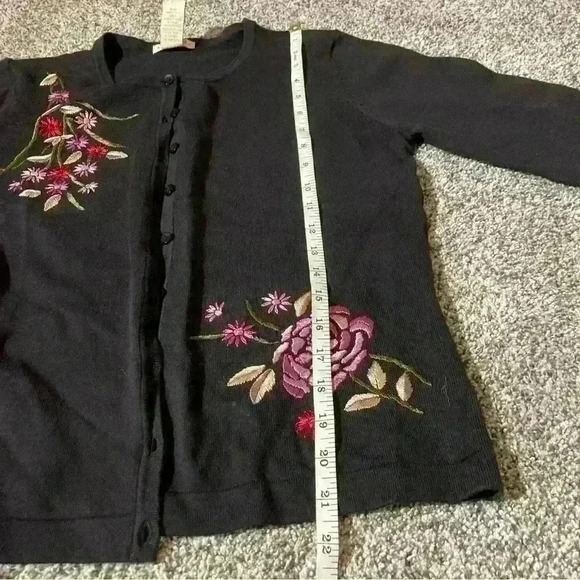Apostrophe Sweater Womens Petite M Black Cardigan Floral 3/4 Sleeve - Picture 6 of 8